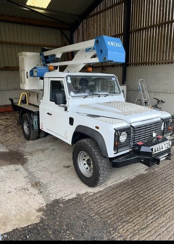 Operated cherry picker - operated,
