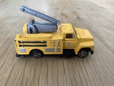 MotorMax (6038) Cherry Picker