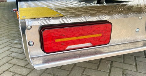 Versalift led rear - n/s,