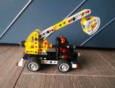 LEGO Technic Cherry Picker